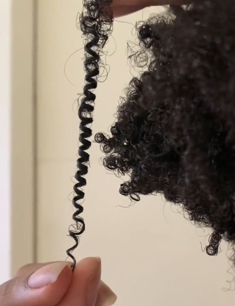 Curly Natural Hair, 4c Hair Care, 4b Hair, Curly Hair Care Routine, Quick Natural Hair Styles, Type 4 Hair, Beautiful Natural Hair, Protective Hairstyles Braids, Natural Curls Hairstyles