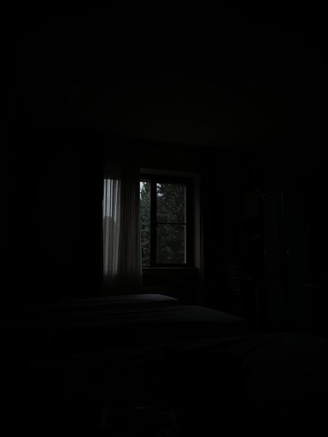 #dark #aesthetic #rainy #window Window Aesthetic Dark, Rainy Window Aesthetic Night, Dark Window Aesthetic, Rainy Window Aesthetic, Tiktok Images, Wip Aesthetic, Window Aesthetic, Rainy Window, Rain Window