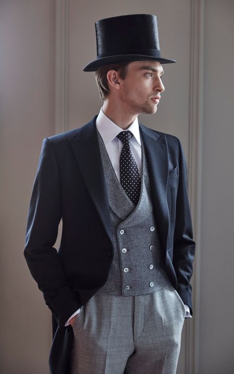 Top hats and tail coats: how to dress for Ascot Top Hat And Tails, Hat Outfit Men, Ascot Dresses, Morning Suit, Morning Coat, Tail Dress, Morning Suits, Morning Dress, Top Hats