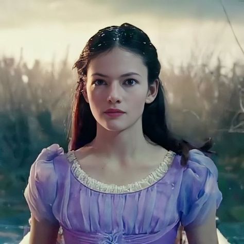 Cordolium - Reign - ♛ Intro ♛ - Page 4 - Wattpad Mckenzie Foy, Nutcracker Movie, Royalty Dr, Nutcracker And The Four Realms, Eyes Style, Aesthetic Disney, Mackenzie Foy, Dead Girl, Michelle Trachtenberg