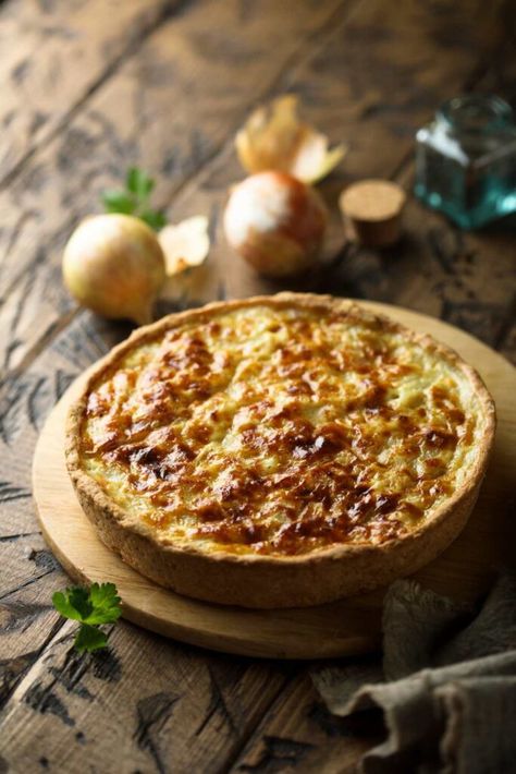 Mary Berry Cheese And Onion Pie Recipe Cheese And Onion Quiche, Onion Pie Recipe, Quiche Pie, Cheese And Onion Pie, Onion Quiche, Onion Pie, Mary Berry Recipe, Jamie Oliver Recipes, Veggie Delight