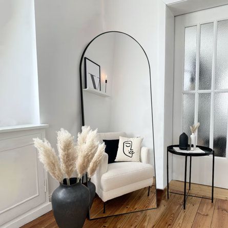 Mirror Floor, Apartment Living Room Design, Future Apartment Decor, Inspire Me Home Decor, Apartment Decor Inspiration, Length Mirror, Full Length Mirror, Decor Home Living Room, Home Decorating Ideas