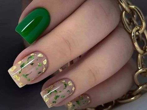 Green Gel Manicure, Work Nails, Thanksgiving Nails, Short Acrylic Nails Designs, Square Acrylic Nails, Opi Nails, Fancy Nails, Short Acrylic Nails, Gold Nails