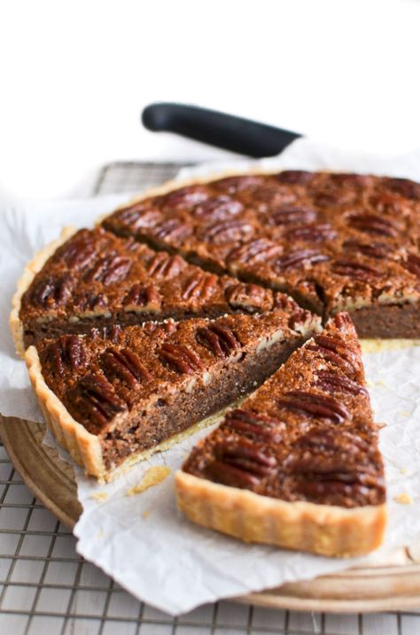 My Maple Frangipane Pecan Pie recipe is a delicious tart filled with a rich, soft pecan frangipane filling. It's a new holiday dessert tradition waiting to happen! #recipe #easy #pie #Thanksgiving #holidays #tart #pecans #frangipane #pecanpie #nocornsyrup #healthy #dessert Pecan Frangipane Tart, Pecan Pie Galette, Pecan Pie Thanksgiving, Low Carb Thanksgiving, Winter Sweets, Maple Pecan Pie, Pecan Tart, Homemade Pie Recipes, Bakery Goods