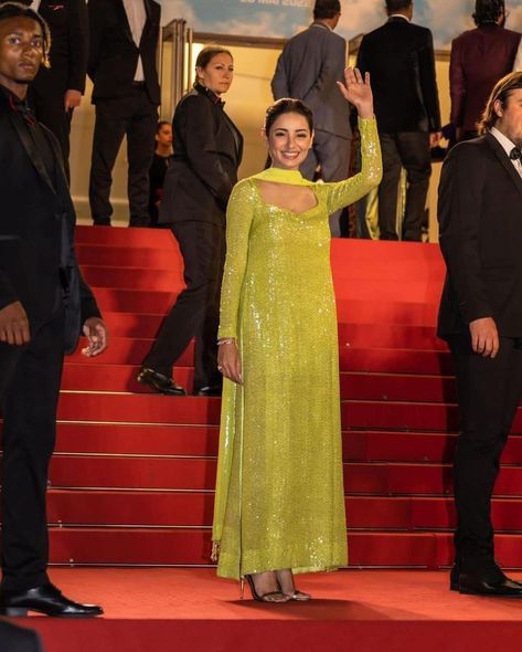 LAAM on Instagram: “#SarwatGillani opts for a lime green ensemble as she represents Pakistan at the #CannesFilmFestival 💖 #laam #laamloves” Green Indian Suit, Lime Green Saree, Lime Green Outfit, Lime Green Outfits, Cannes 2022, Gender Stereotypes, Cute Outfits With Jeans, Standing Ovation, Pakistani Dress Design