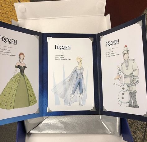 Costume design of "Frozen: The Broadway Musical" in The D23 Frozen Broadway Costumes, Disney Broadway, Frozen Broadway, Frozen On Broadway, Frozen Jr, Frozen Musical, Frozen Costumes, Costume Box, Costume Sketches