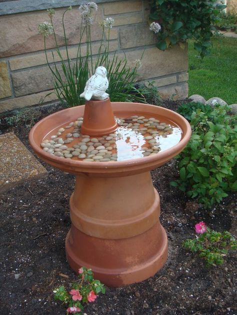 Bird bath fountain