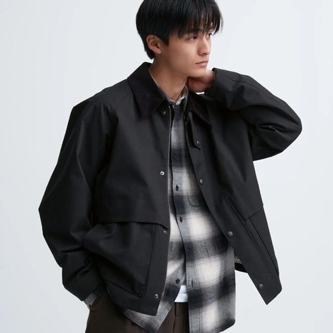 5 Stylish Items to Buy This Week - August 21 | Valet. Uniqlo Utility Jacket, Black Work Jacket Outfit Men, Black Corduroy Jacket Outfit Men, Uniqlo Jacket Outfit, Uniqlo Men Outfit, Aw23 Fashion, Utility Jacket Outfit, Uniqlo Jacket, Black Jacket Outfit