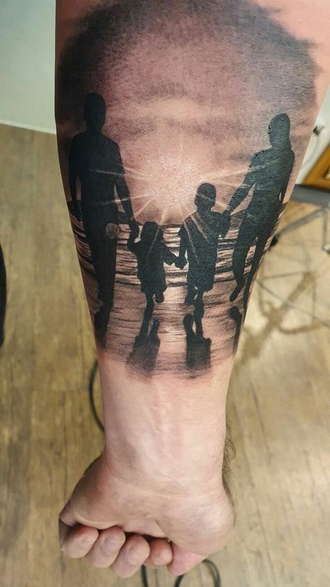 Ode To My Family, Family Sleeve Tattoo, Tattoo Silhouette, Family Tattoos For Men, Stomach Tattoos Women, Father Tattoos, Family Tattoo Designs, Women Tattoos