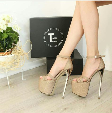 High Heel Sandals Outfit, Hak Tinggi, Strap High Heels, High Heel Dress, Club Shoes, Platform High Heels, Fashion Heels, Dark Gold, High Heel Boots