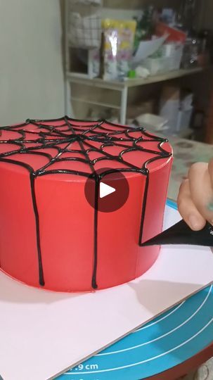 Spider Man Cake Design Ideas, Spider Man Theme Cake Design, Spiderman Buttercream Cake Ideas, How To Make Spiderman Cake, Spiderman Bday Cake, Easy Spider Man Cake, 4 Birthday Theme Boy, Cake For 1st Birthday Boy, Spider Man Cupcake Cake