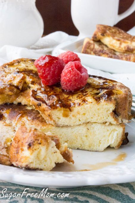 cloud bread french toast2 (1 of 1) Breakfast Ideas Low Carb, Bread French Toast, Overnight Oat, Recipes Low Carb, Cloud Bread, Sugar Free Low Carb, Low Carb Diets, Lchf Recipes, Low Carb Sweets