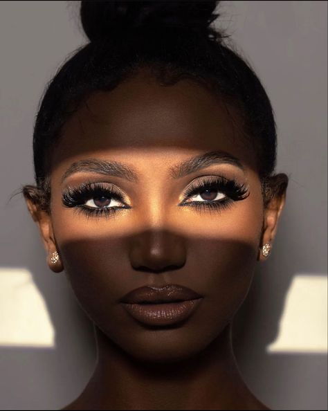 Sultry Makeup, Natural Glam Makeup, Makeup For Black Skin, Birthday Makeup, Brown Skin Makeup, Lip Combo, Eye Looks, Photoshoot Makeup, Gold Makeup