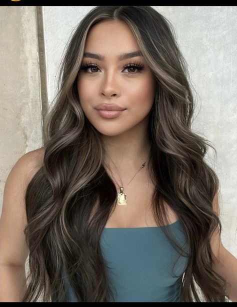 Ash Brown Hair Balayage, Rambut Brunette, Black Hair Balayage, Dark Brunette Hair, Brown Hair Looks, Brown Hair Inspo, Brunette Hair With Highlights, Balayage Hair Dark, Dark Hair With Highlights