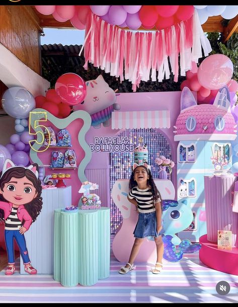 Gabby Birthday Party Ideas, Gaby Dollhouse Birthday Party, Gabby's Dollhouse Birthday Ideas, Gaby Dollhouse Party Ideas, Gabbys Dollhouse Birthday Party, A Casa Magica Da Gabby, Gabby Dollhouse, Girls 3rd Birthday, Dollhouse Halloween