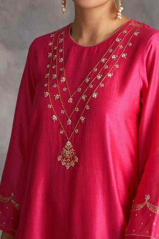 Shop for Anantaa by Roohi Pink Silk Chanderi Kurta for Women Online at Aza Fashions Silk Embroidery Dress, Kurta For Women, Kurti Embroidery Design, Kurta Neck Design, Dress Neck Designs, Dress Design Patterns, Kurti Neck Designs, Kurta Designs Women, Embroidery Neck Designs