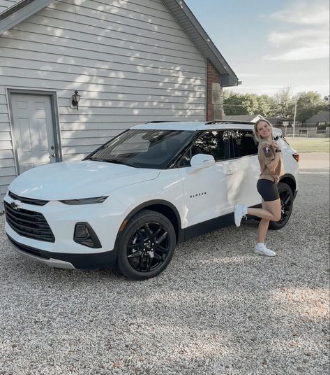 Suv White Dream Cars, Dream Suv Cars, Aesthetic Suv Cars, 2022 White Chevy Blazer, Cars For New Drivers, Aesthetic Affordable Cars, Suv Mom Aesthetic, New Suv Aesthetic, First Cars Aesthetic