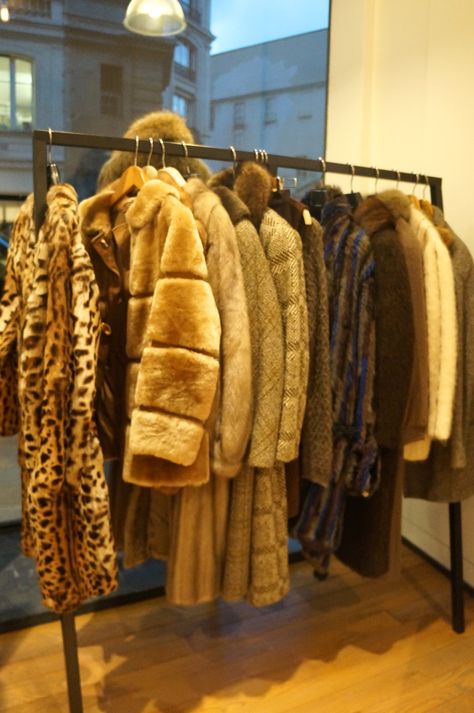 Fur clothes collection Fur Closet, Fur Clothes, Brunette Aesthetic, Chefs Kiss, Fur Clothing, Pretty Birthday Cakes, Clothes Collection, Fur Coat, Highlights