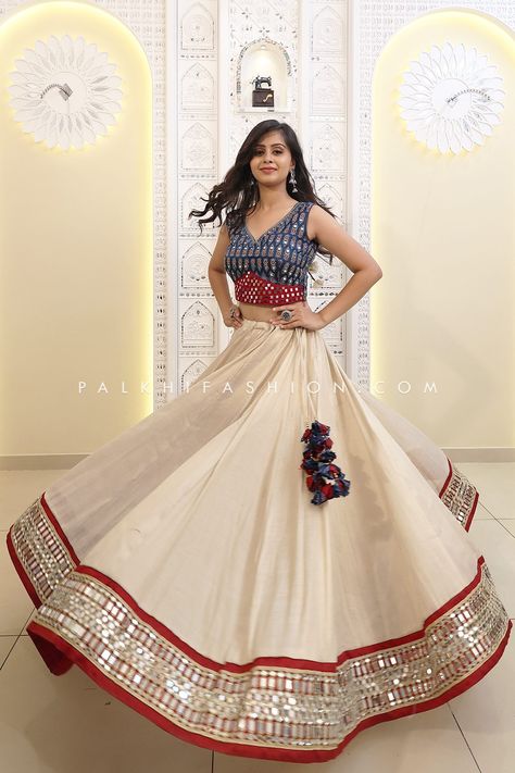 Lavish Offwhite/Blue Designer Navratri Chaniya Choli Patchwork, Leon, Chaniya Choli For Navratri Designer, Chaniya Choli For Navaratri, Blouse Designs For Navratri Choli, Navaratri Choli Design, Silk Chaniya Choli Designs, Off White Chaniya Choli, White Chaniya Choli For Navratri