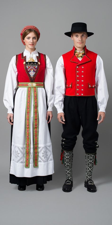 Hello all,   Today I will cover the last province of Norway, Hordaland.  This is one of the great centers of Norwegian folk costume, hav... Norway Clothing, Norwegian Dress, Norwegian Clothing, Scandinavian Dress, Scandinavian Costume, Costumes Around The World, Folk Dresses, Mothers Dresses, Folk Costume