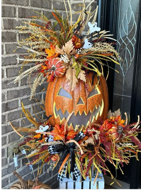 Trending Fall Wreaths, Halloween Florals, Candlestick Arrangements, October Decor, Halloween Centerpieces, Christmas Skating, Fall Pumpkin Centerpieces, Up Pumpkin, Halloween Witch Wreath