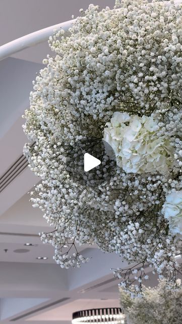 Luxury Wedding Flowers, Styling & Decor on Instagram: "Build a floral cloud with us☁️ Now this is a floral piece that your guests will never forget! What do you think? #CameronHouseWedding #LochLomondWedding #WeddingTrends #WeddingFloristGlasgow #WeddingDecor #WeddingFloristAyrshire #WeddingDesign #WeddingInspo" Floral Cloud, Luxury Flower Arrangement, Luxury Wedding Flowers, Flower Arrangements Simple, Loch Lomond, Luxury Flowers, Wedding Trends, Never Forget, Luxury Wedding