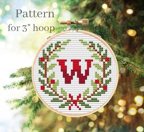 FloReenStudio - Etsy Canada Cross Stitch Christmas Wreath, Cross Stitch Christmas Ornaments Free, Cross Stitch Ornaments Patterns, Cross Stitch Initials, Fonts Cross Stitch, Christmas Cross Stitch Alphabet, Cross Stitch Monogram Patterns, Cross Stitch Wreath, Christmas Monogram Letters