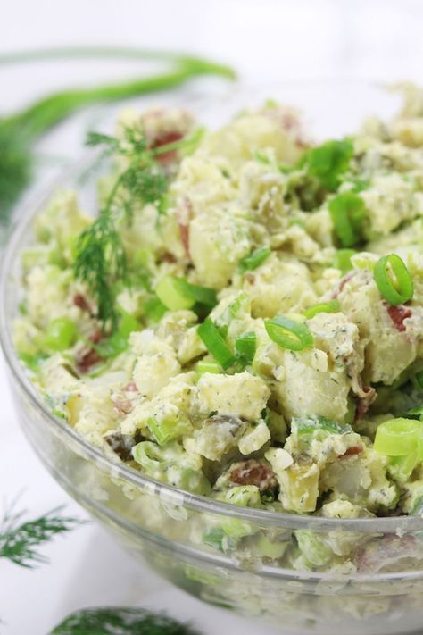 Skinny Red Potato Salad recipe is a healthy and refreshing version of an old summer classic. My most requested side dish for BBQ's. https://www.thefedupfoodie.com Red Potato Salad With Dill, Foodie Recipes Healthy, Potato Salad With Dill, Red Potato Salad Recipe, Salad With Dill, Chicken Ribs, Potato Salad Dill, Red Potato Salad, Potato Salad Healthy