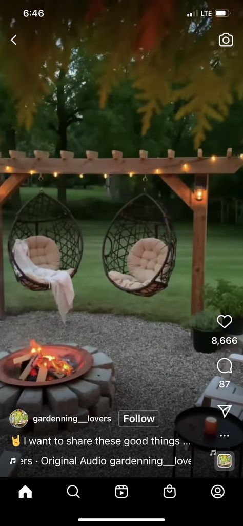 Unique Fire Pit Ideas, Fire Pit Ideas Outdoor, Patio Fire Pit Ideas, Outdoor Fire Pit Ideas, Fire Pit Pergola, Outdoor Fire Pit Area, Fire Area, Outside Fire Pits, Fire Pit Swings