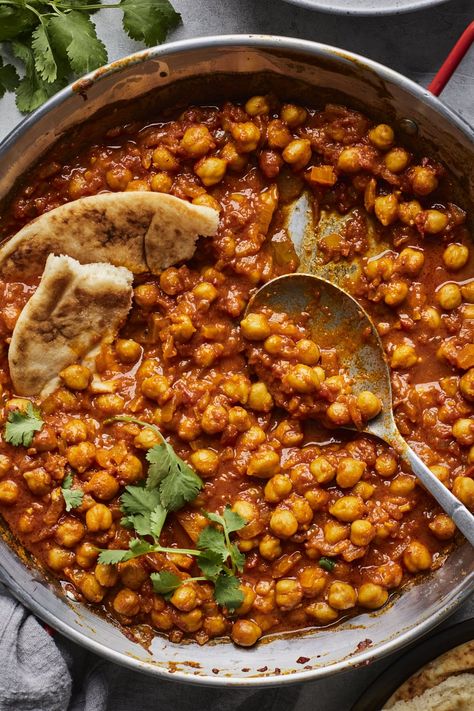 Quick Chana Masala, Vegetarian Masala Recipe, Vegan Chana Masala Recipe, Indian Chickpea Recipes Chana Masala, Chickpea Chana Masala, Chana Dahl Recipe, Authentic Chana Masala, Chana Masala Vegan, Aloo Chana Masala