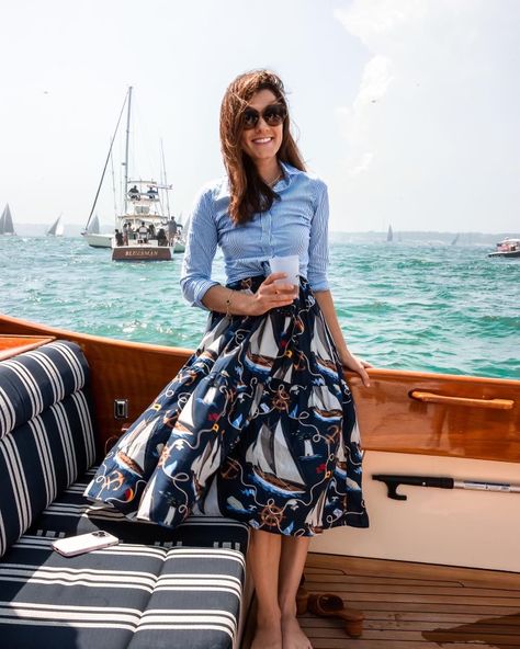 Boat Looks For Women, Nautical Outfit Women Classy, Yacht Outfit Women Classy, Yacht Outfit Women, Sarah Patrick, Sarah Kjp, Yacht Outfit, Preppy Closet, East Coast Fashion