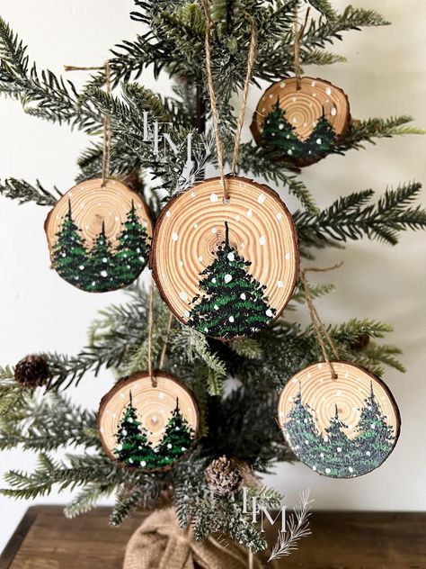 Original Pine Tree Ornament Set Tree Ornaments Wood Ornaments Christmas Ornaments Ornament Sets Ornament Gifts Top 10 Ornaments - Etsy Canada Wood Ornaments Christmas, Ornaments Wood, Stones Art, Flowers Painted, Painted Christmas Ornaments, Little Christmas Trees, Craft Paint, Christmas Wood Crafts, Navidad Diy