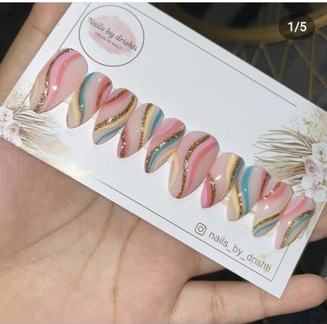 Press On Nail Designs Nailart, Simple Press On Nails, Press On Nail Designs, Pinky Nail, Emoji Nails, Nail Art Wheel, Disneyland Nails, Nail Extensions Acrylic, Tape Nail Art