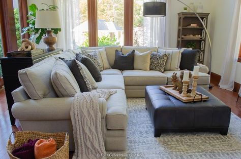 Boho Aesthetic Living Room, Outdoor Deck Decorating Ideas, Outdoor Graduation Party Decorations, Outdoor Graduation Party, Orange Bed, Sectional Living Room Layout, Family Room Sectional, Outdoor Deck Decorating, Party Decorations Diy