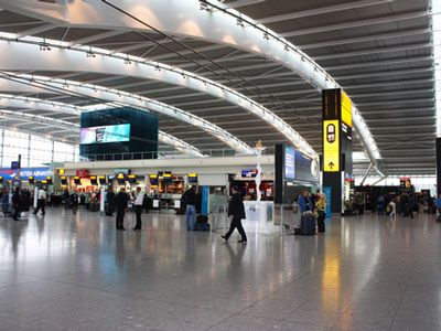 Heathrow Airport Terminal 5, London Cab, Airport Jobs, Europe Train Travel, Europe Train, Gatwick Airport, Airports Terminal, Heathrow Airport, Gatwick