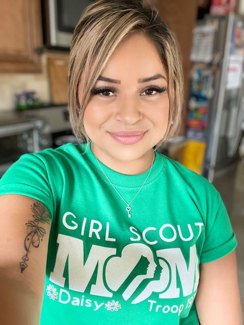 Scout Mom Shirt, Girl Scout Shirts, Girl Scout Mom, Daisy Troop, Scout Mom, Girl Scout Daisy, Daisy Scouts, Daisy Girl Scouts, Girl Scout Ideas