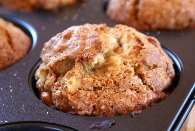 Banana Pear Muffins  very good recipe...I substituted 1/4 cup of buckwheat pancake mix and 1 1/4 c flour Best Banana Muffin Recipe, Pear Muffins, Muffins Blueberry, Banana Muffin Recipe, Oatmeal Muffins, Pear Recipes, Banana Recipes, Banana Muffins, Banana Bread Recipes