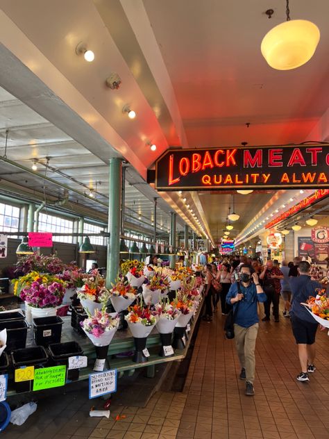 Vienna Waits For You, Usa Life, Pike Place Market, Coastal Grandma, Pike Place, Wet Dreams, Waiting Area, Places Around The World, East Coast