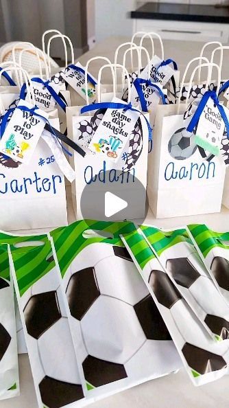 chelsey davis 🍋 content creator on Instagram: "Team Mom snack & drink duty is here again! ⚽ SAVE for any sport! Here's what I put together for our daughter's soccer game this weekend! If you want to know where I found anything, ask in the comments! 🤗  #soccersnacks #teammom #soccer #soccermom #teamsnacks" Snack Ideas For After Soccer Game, Soccer Team End Of Season Gift, Ideas For Soccer Snacks, Soccer Potluck Ideas, Gluten Free Soccer Snacks, Soccer Party Goody Bag Ideas, Kids Soccer Team Snack Ideas, Kids Sport Snacks Team Mom, Soccer Team Snacks Treat Bags