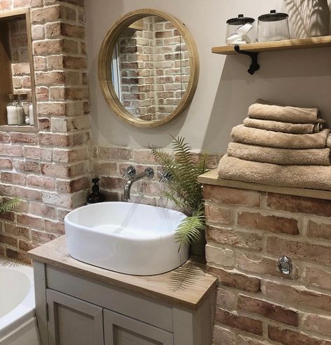 Exposed Brick Bathroom, Brick Wall Bathroom, Brick Bathroom, Brick Interior, Rustic Bathroom Vanities, Bathroom Farmhouse, Bathroom Farmhouse Style, Rustic Bathrooms, Family Bathroom