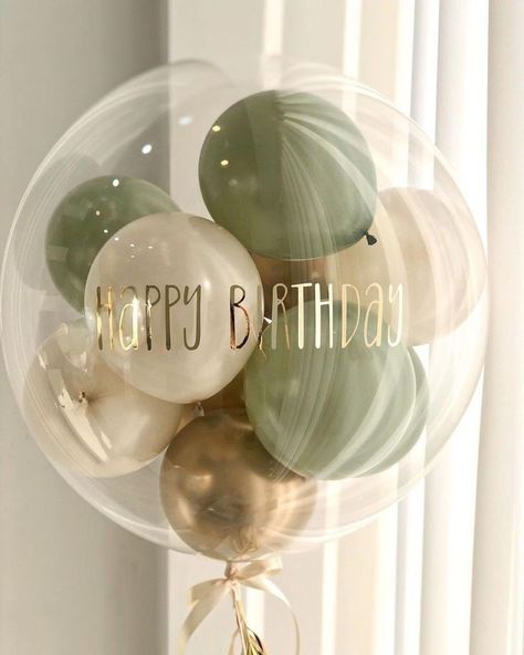 Aesthetic Ballon Decoration, Minimal Birthday Party Ideas, Pastel Green Birthday Decorations, Birthday Balloon Decorations Simple, Simple Birthday Balloon Decorations, Ballon Decorations Simple, Birthday Ballons Decoration Ideas Simple, Party Colour Themes, Green Birthday Aesthetic