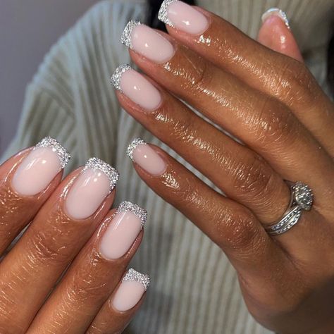 silver glitter french tips, wedding nail art designs, wedding nails 2022 Silver Tip Nails, One Glitter Nails, What Nails, Glitter French Nails, Glitter Tip Nails, Glitter French Tips, Silver Glitter Nails, White And Silver Nails, Wedding Nails Glitter