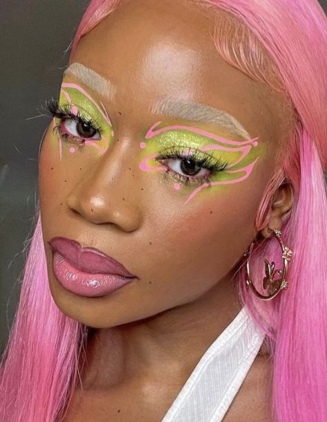 Sza Makeup, Futuristic Makeup, Make Carnaval, Artsy Makeup, Bright Makeup, Pride Makeup, Face Art Makeup, Graphic Makeup, Makeup For Black Skin