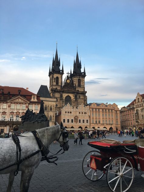 A summer afternoon in Prague- exploring the Old Town Square #prague #aesthetic #europebucketlist #czechrepublic Chez Republic Aesthetic, Prague Old Town Square, Prague Aesthetic Vintage, Summer In Prague, Town Square Aesthetic, Old Europe Aesthetic, Czech Republic Aesthetic, Prague Summer, Prague Aesthetic