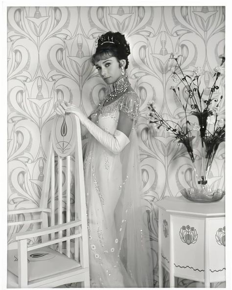 Cecil Beaton, Tumblr, Film Pics, Eliza Doolittle, Audrey Hepburn Style, Classic Portraits, Princess Core, My Fair Lady, Fair Lady