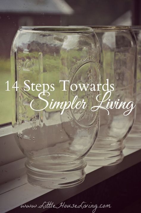 14 Steps Towards Living a Simpler Lifestyle. Some great ideas in this article to live the life you've always dreamed about! No Bad Days, Simpler Lifestyle, Simplifying Life, Live Simply, Back To Nature, Minimalist Living, Off The Grid, Natural Living, Frugal Living