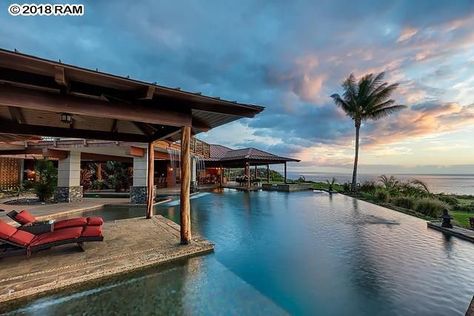 Hawaii Mansion, Hawaii House, Hawaii Real Estate, Luxury Real Estate Marketing, Waikiki Hawaii, Real Estate Photos, Beverly Hills Houses, Real Estate Photographer, Hawaii Homes