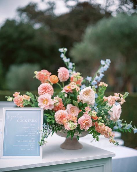 Bar Florals Wedding, Bar Arrangement Wedding, Bright Centerpieces, Cocktail Hour Decor, Pink Wedding Centerpieces, Blue Wedding Centerpieces, Peach Wedding Flowers, Aspen Wedding, Cocktail Hour Wedding