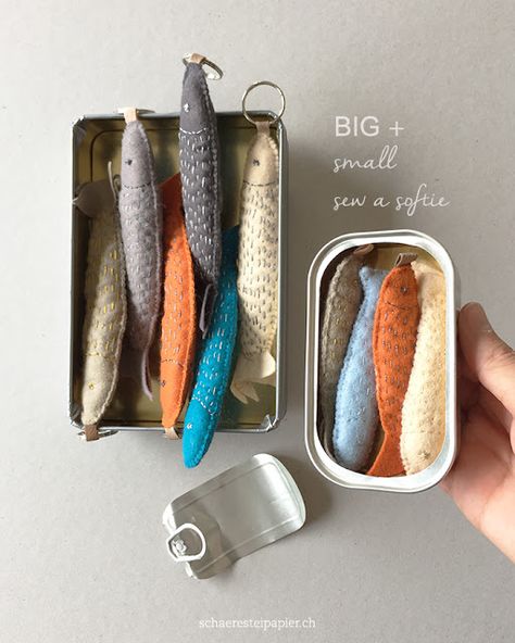 Can Of Sardines, Felt Fish, Fish Template, Fabric Fish, Fish Crafts, Felt Food, Sewing Projects For Kids, Jena, Purse Charms