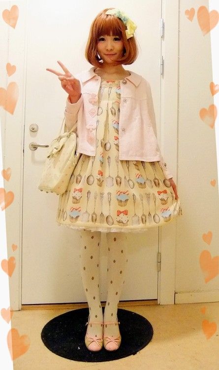 Otome Kei Fashion, Japanese Alternative Fashion, Otome Fashion, Otome Kei, Fairy Kei Fashion, Poofy Dress, Kei Fashion, Cupcake Dress, Cute Jackets